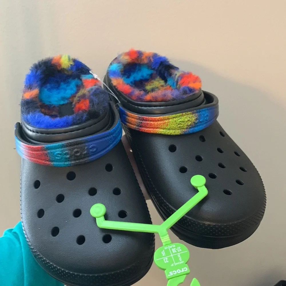 Black Fur-Lined Crocs